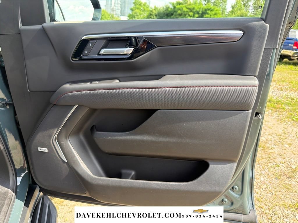 Used 2025 Chevrolet Tahoe RST w/ Comfort Package AWD/4WD image 23