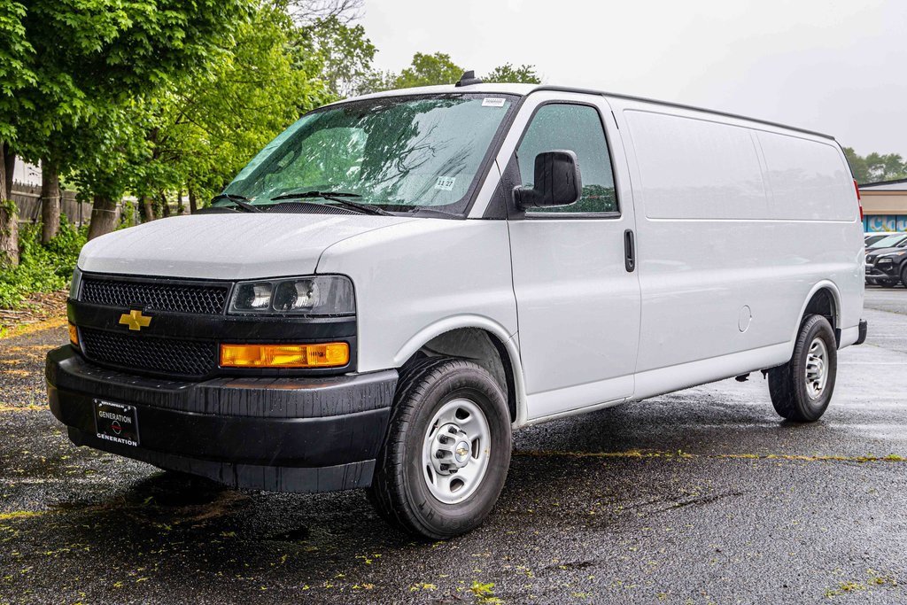 Used 2023 Chevrolet Express 2500 Extended w/ Driver Convenience Package image 3
