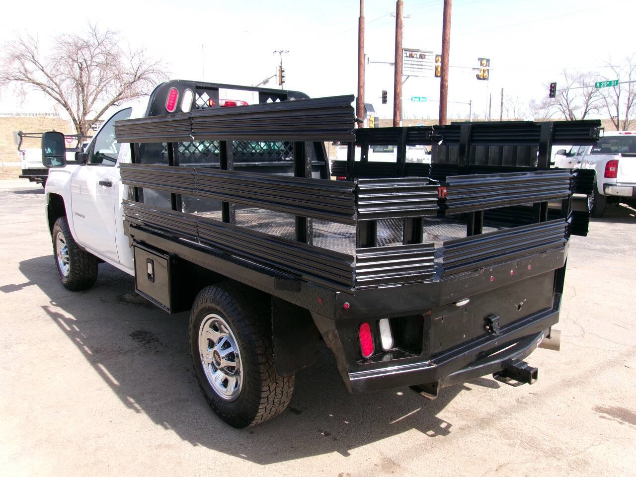 Used 2015 Chevrolet Silverado 3500 W/T image 4
