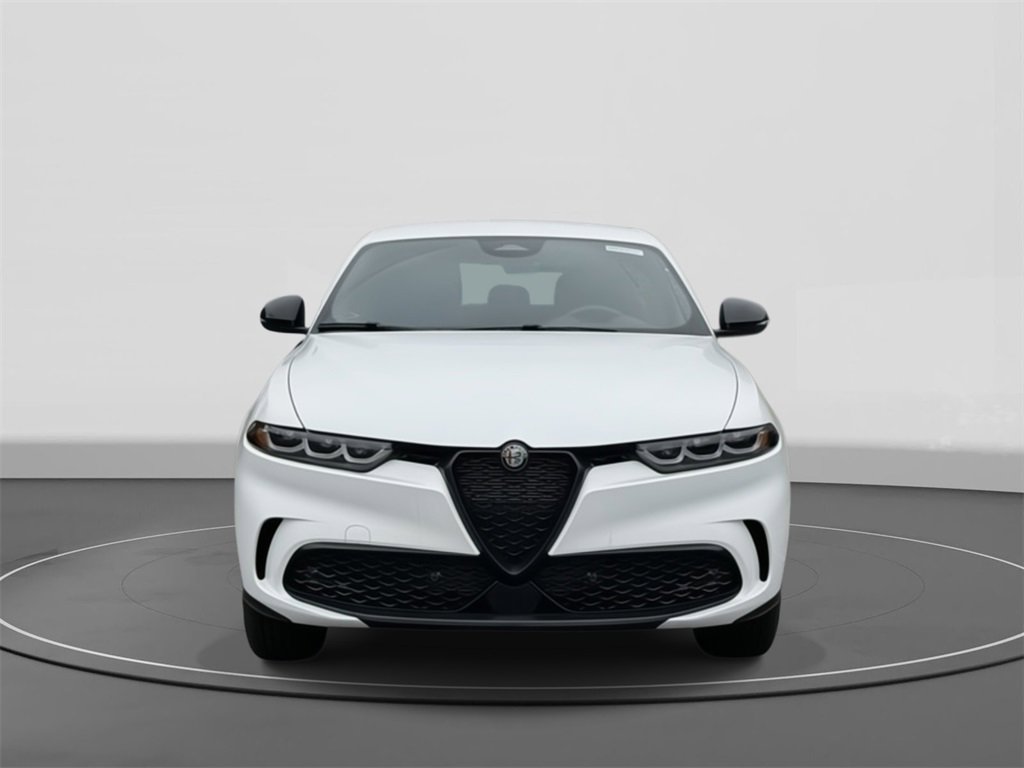 New 2025 Alfa Romeo Tonale image 2