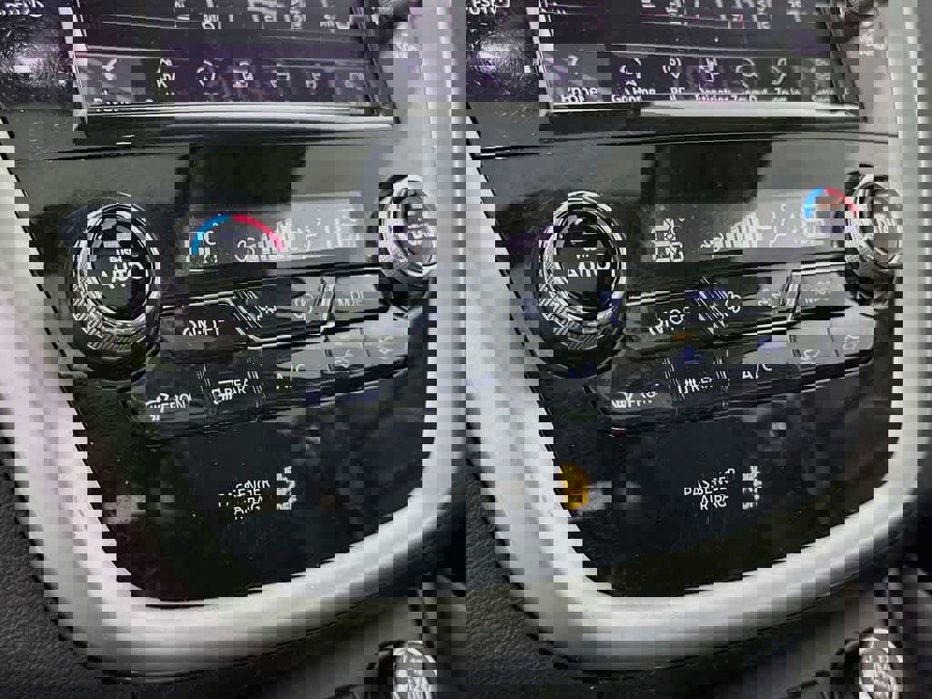 Used 2020 Nissan Murano Platinum AWD/4WD image 18