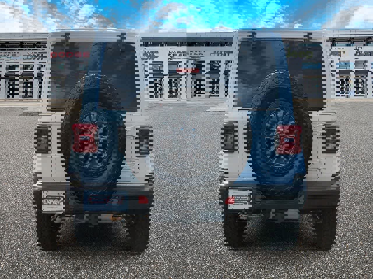 Used 2023 Jeep Wrangler Unlimited Rubicon 392 w/ Trailer Tow Package image 7