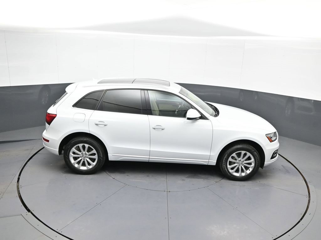 Used 2016 Audi Q5 2.0T Premium Plus w/ Technology Package image 37