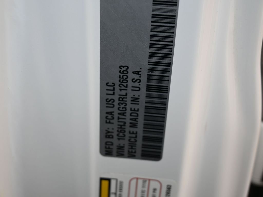 Used 2024 Jeep Gladiator Willys image 15