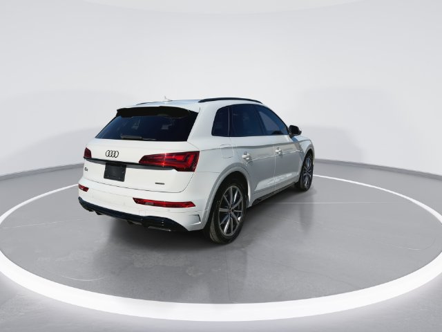 Used 2024 Audi Q5 e Premium Plus w/ Premium Plus Package AWD/4WD image 8