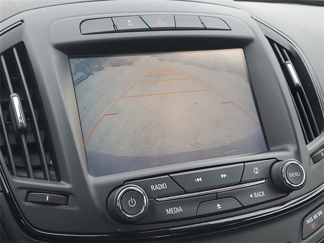 Used 2017 Buick Regal Sport Touring image 14