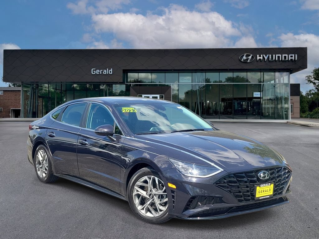Certified 2023 Hyundai Sonata SEL w/ Convenience Package FWD image 1