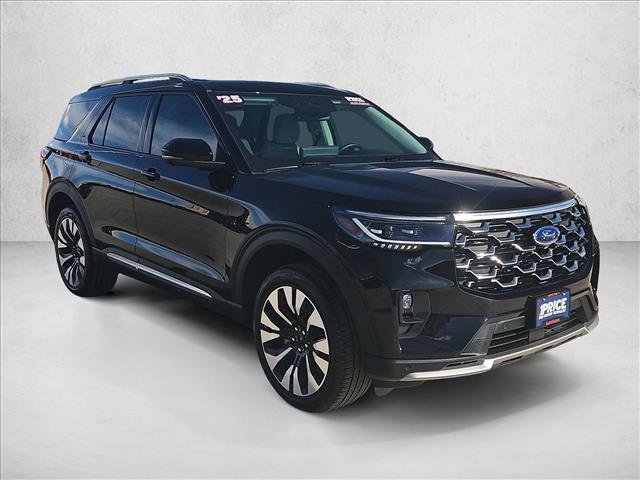 Used 2025 Ford Explorer Platinum w/ LUX Leather Package image 3