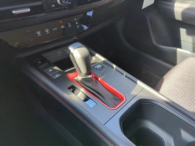 New 2026 Nissan Kicks SR image 13