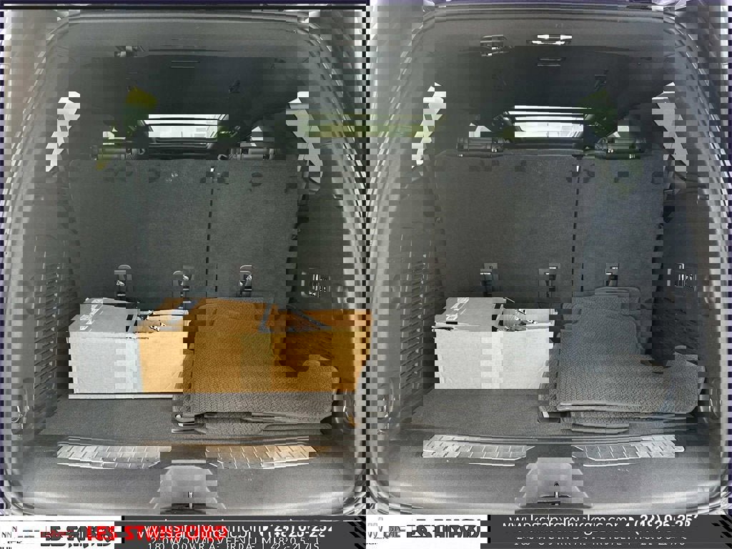 Certified 2023 GMC Yukon Denali w/ Denali Reserve Package image 11