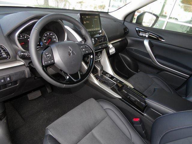 New 2024 Mitsubishi Eclipse Cross SE image 13