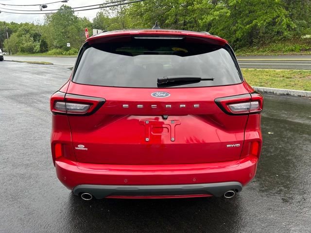 Used 2023 Ford Escape ST-Line w/ Tech Pack #1 AWD/4WD image 4