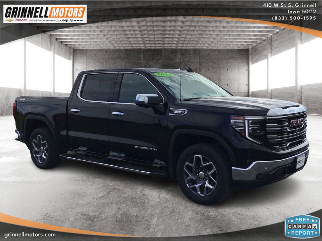Used 2024 GMC Sierra 1500 SLT AWD/4WD image 3