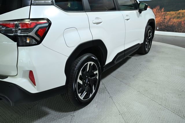 Certified 2025 Subaru Forester Limited w/ Popular Package #2 AWD/4WD image 9