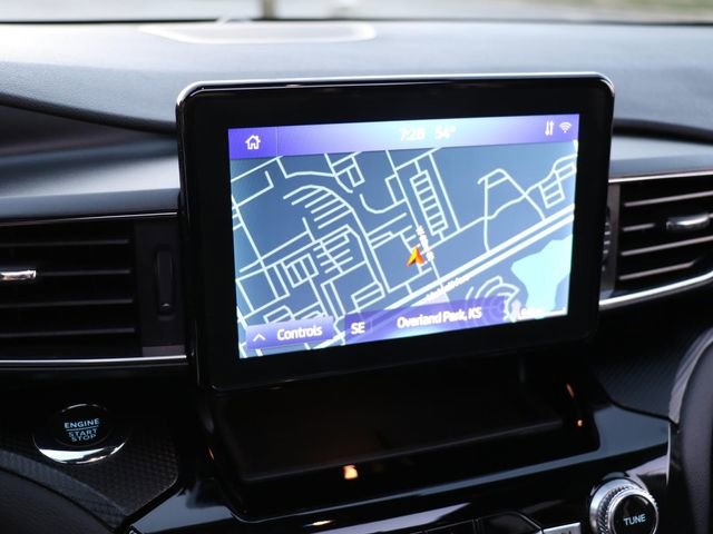 Used 2024 Ford Explorer ST-Line w/ Class IV Trailer Tow Package image 21