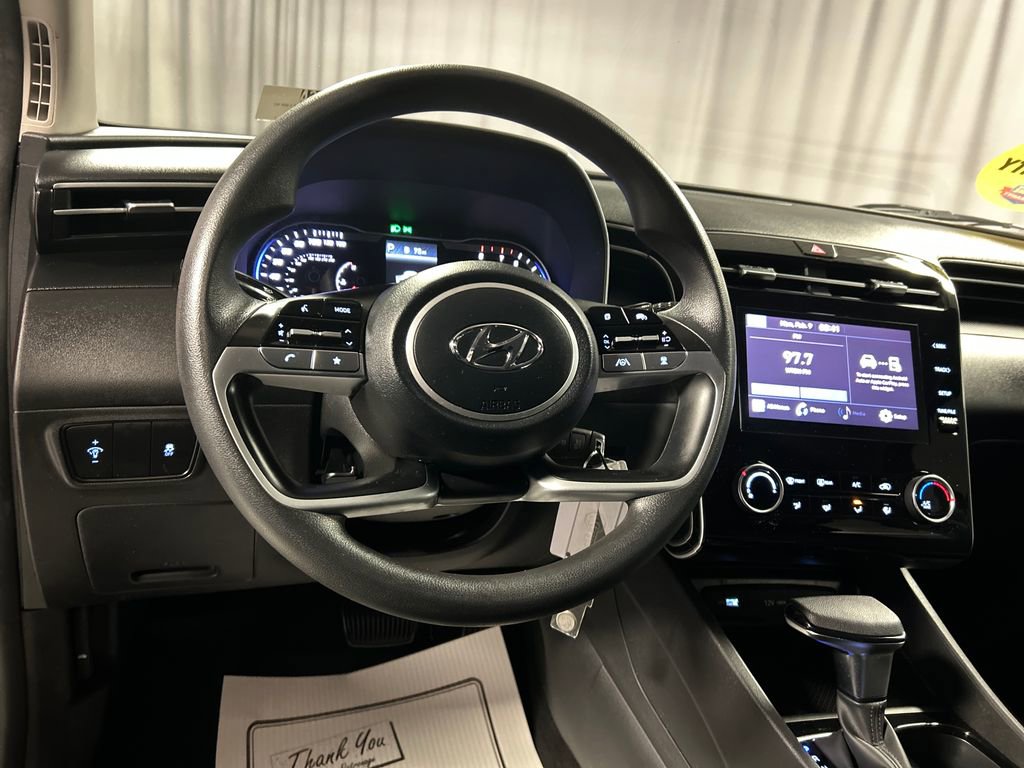 Used 2023 Hyundai Tucson SE image 13