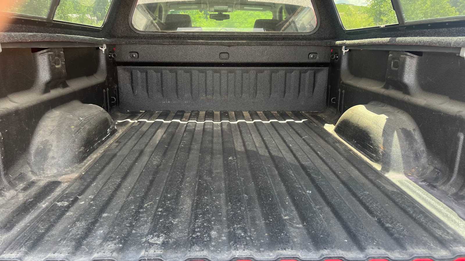 Used 2016 GMC Sierra 2500 SLT w/ Duramax Plus Package image 24