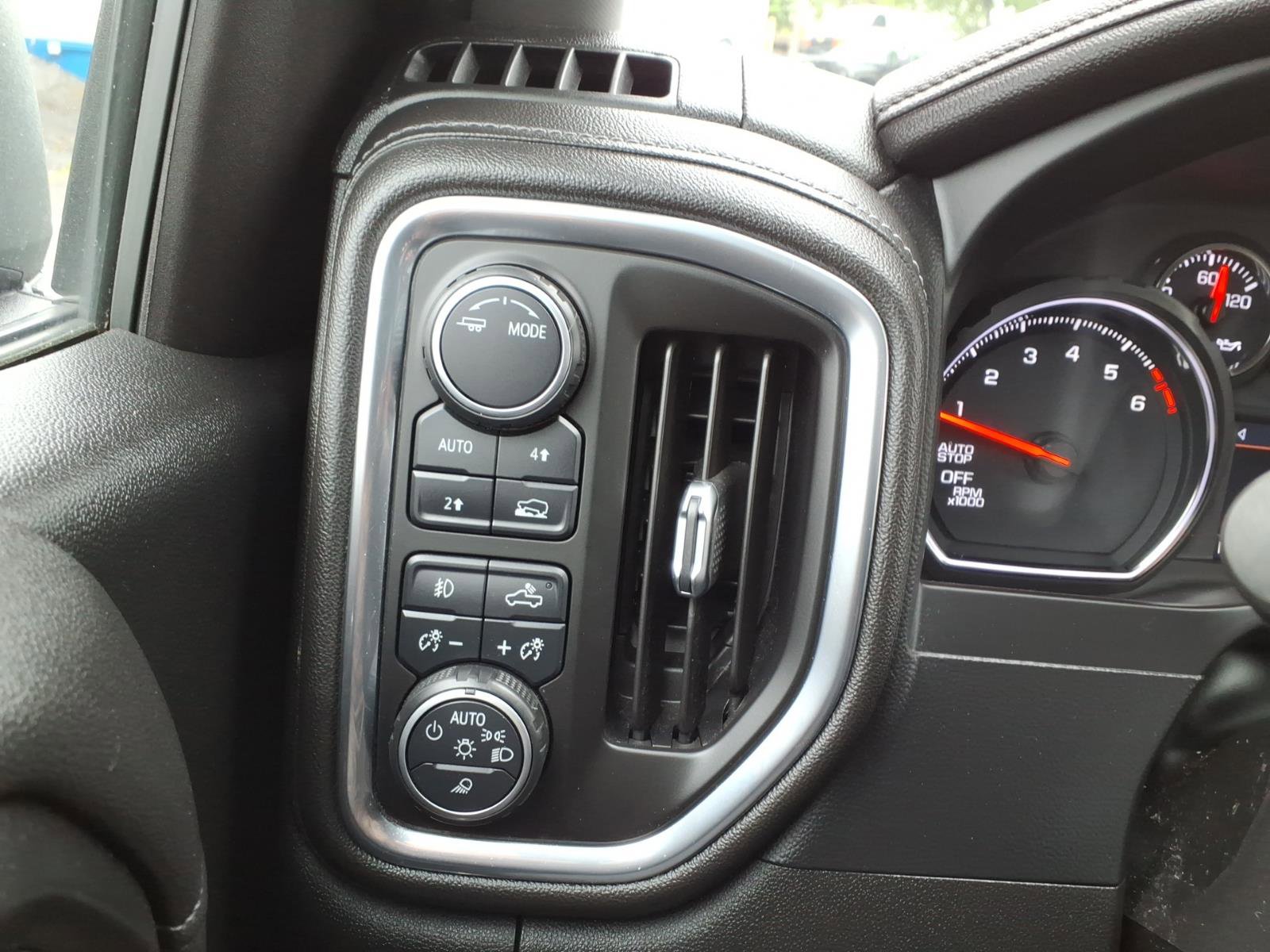 Used 2020 Chevrolet Silverado 1500 LTZ w/ LTZ Plus Package AWD/4WD image 18
