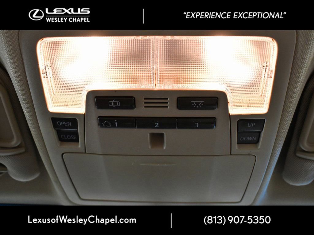 Used 2013 Toyota Camry XLE w/ Convenience Pkg image 34