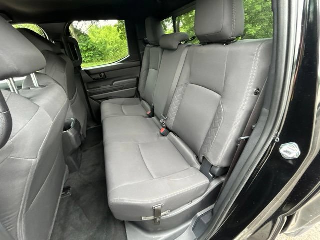 Certified 2025 Toyota Tacoma SR5 AWD/4WD image 29