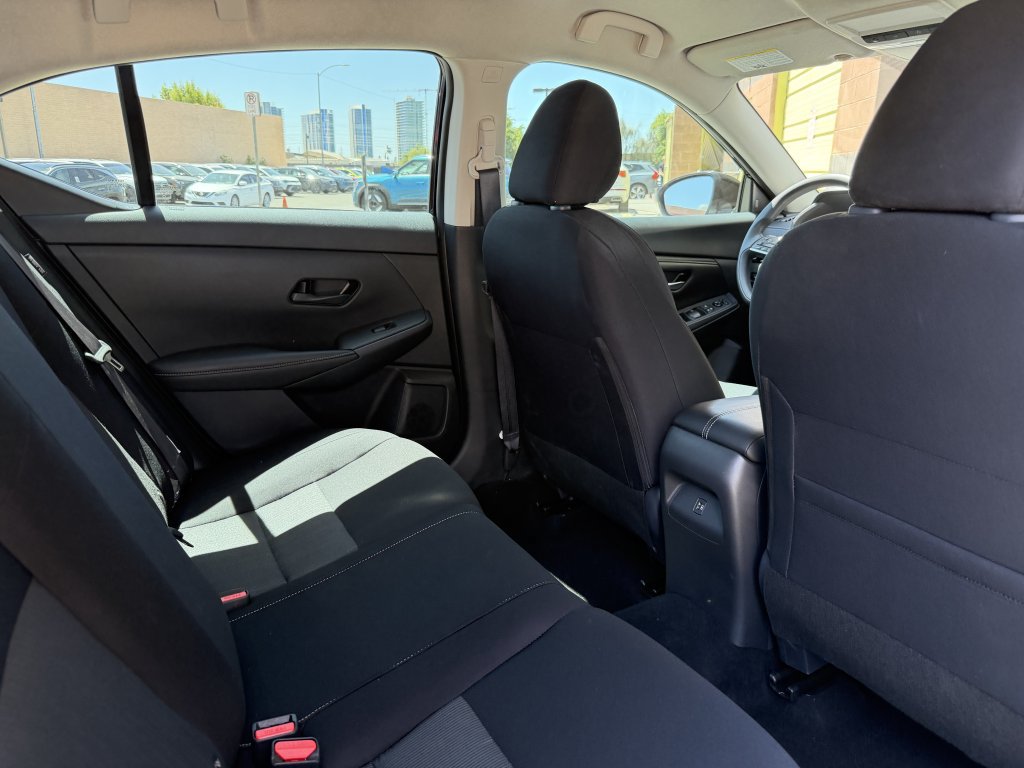 Used 2025 Nissan Sentra SV FWD image 34