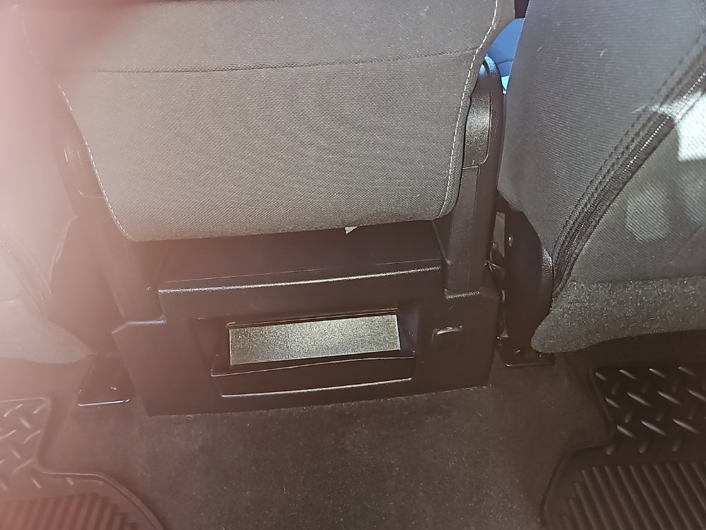 Used 2018 Chevrolet Silverado 1500 LT w/ All Star Edition image 25