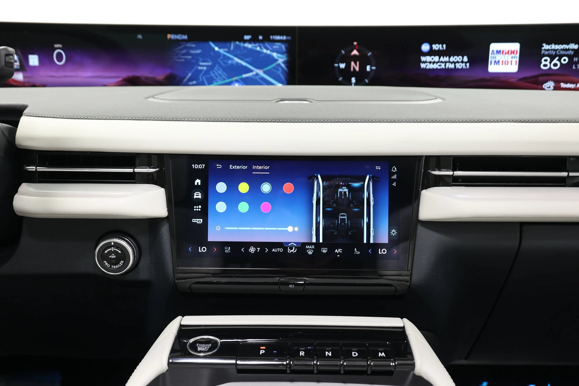 Used 2025 Lincoln Navigator Reserve AWD/4WD image 35