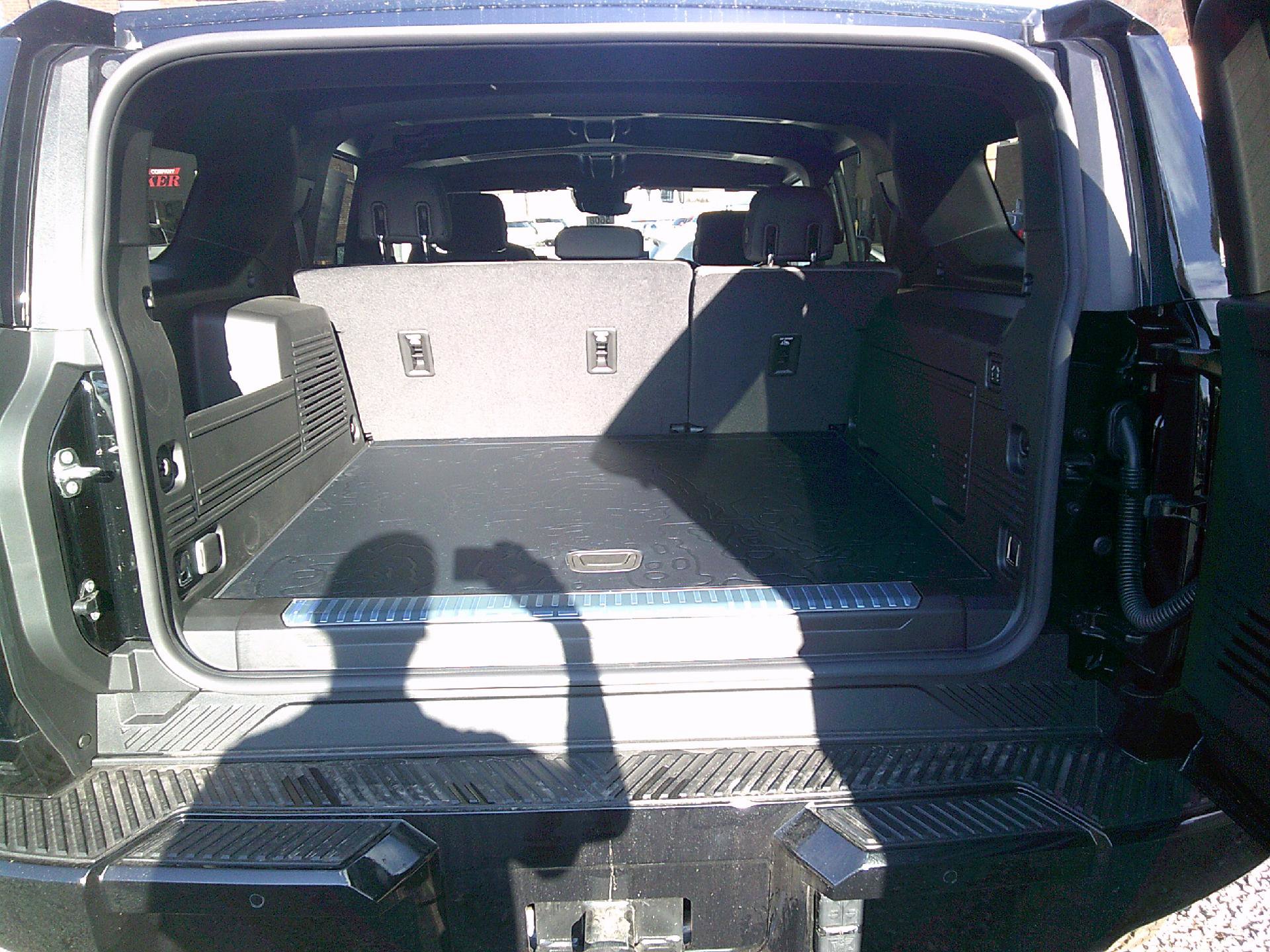 New 2025 GMC Hummer EV 2X image 10