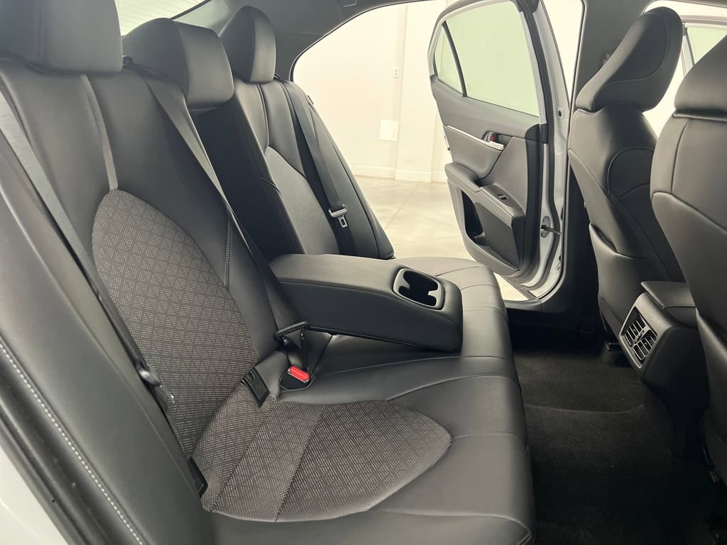 Used 2024 Toyota Camry XSE image 16