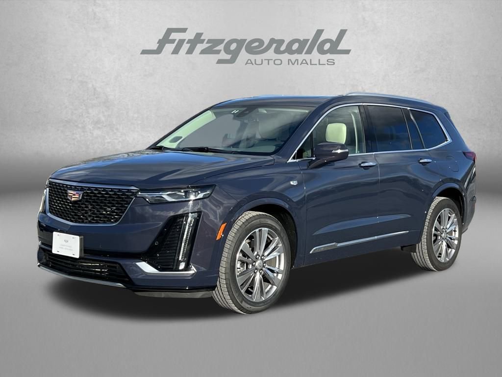 Certified 2025 Cadillac XT6 Premium Luxury image 2