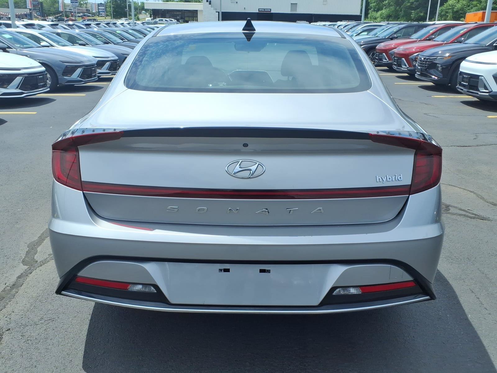 Used 2022 Hyundai Sonata SEL w/ Cargo Package FWD image 6
