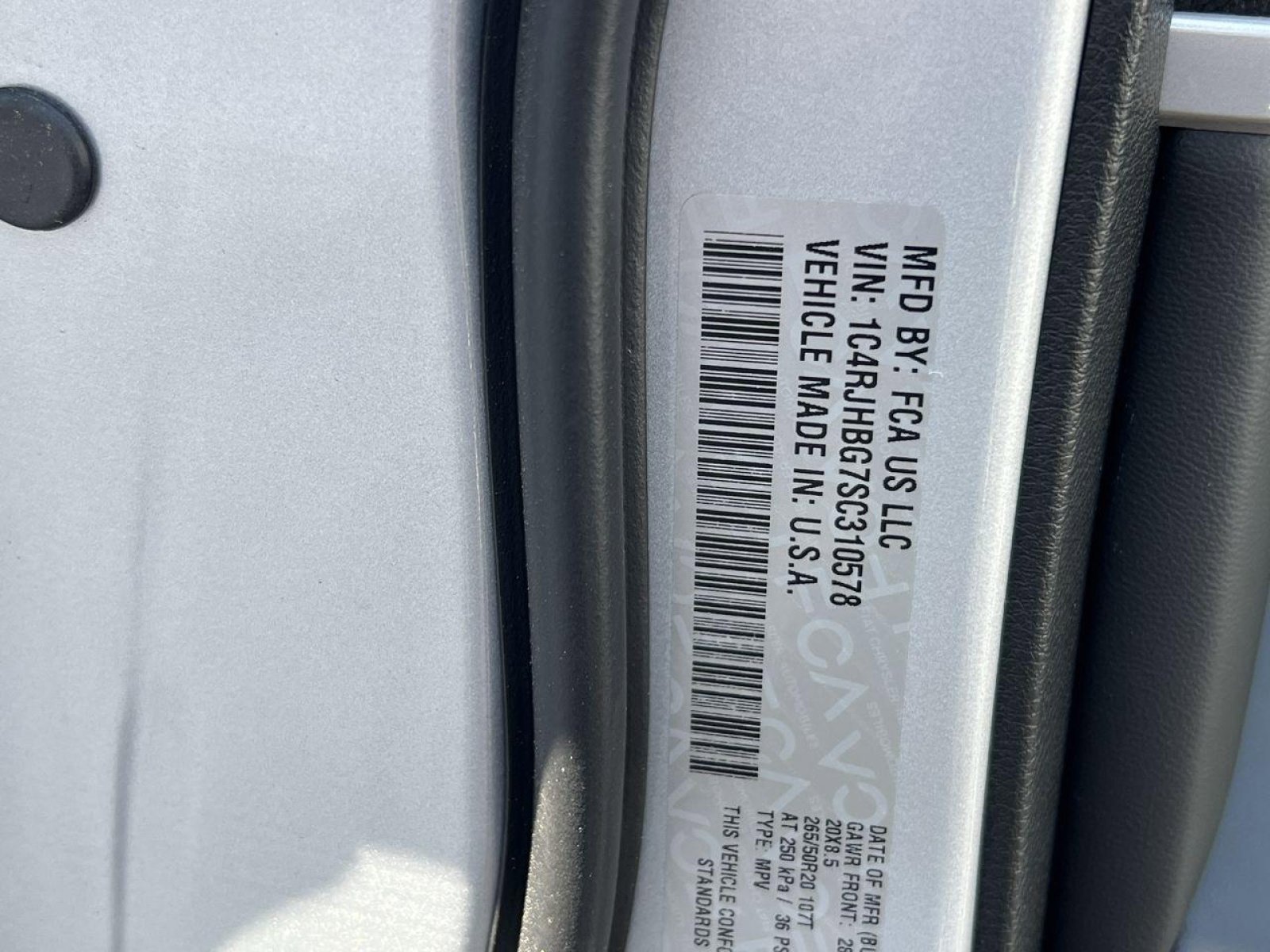 New 2025 Jeep Grand Cherokee Limited w/ Luxury Tech Group II image 19