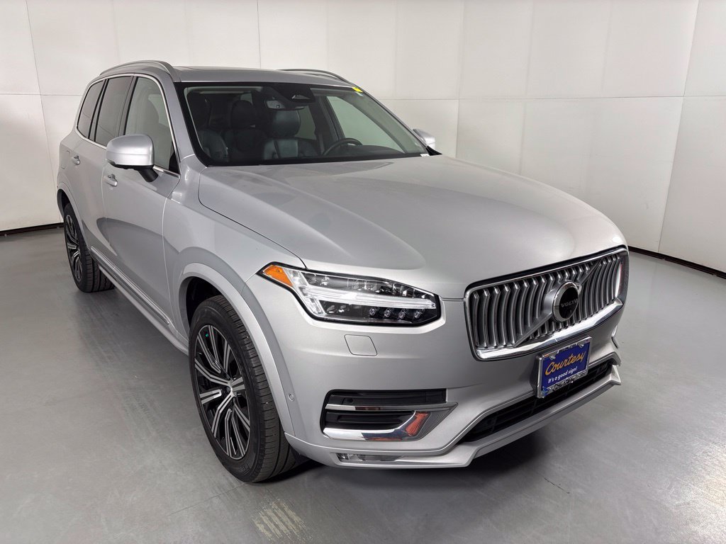 Used 2023 Volvo XC90 B6 Plus AWD/4WD image 2
