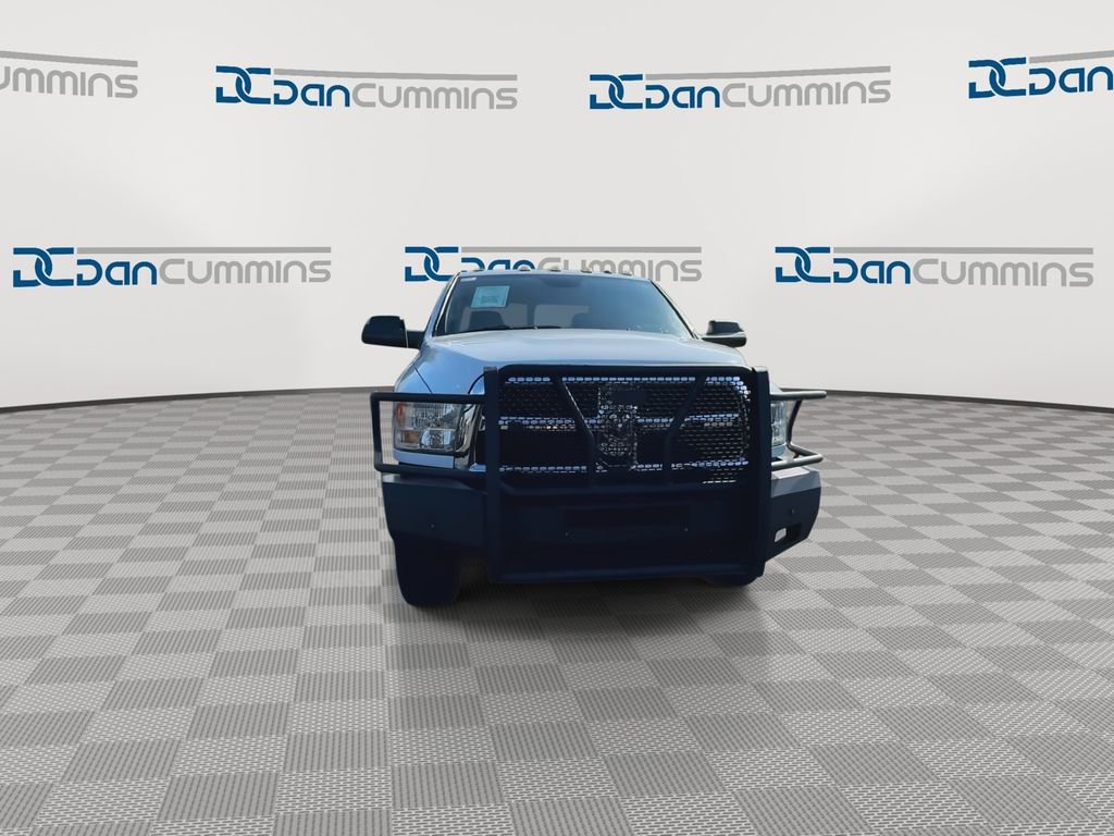 Used 2018 RAM 2500 Tradesman w/ Chrome Appearance Group image 3