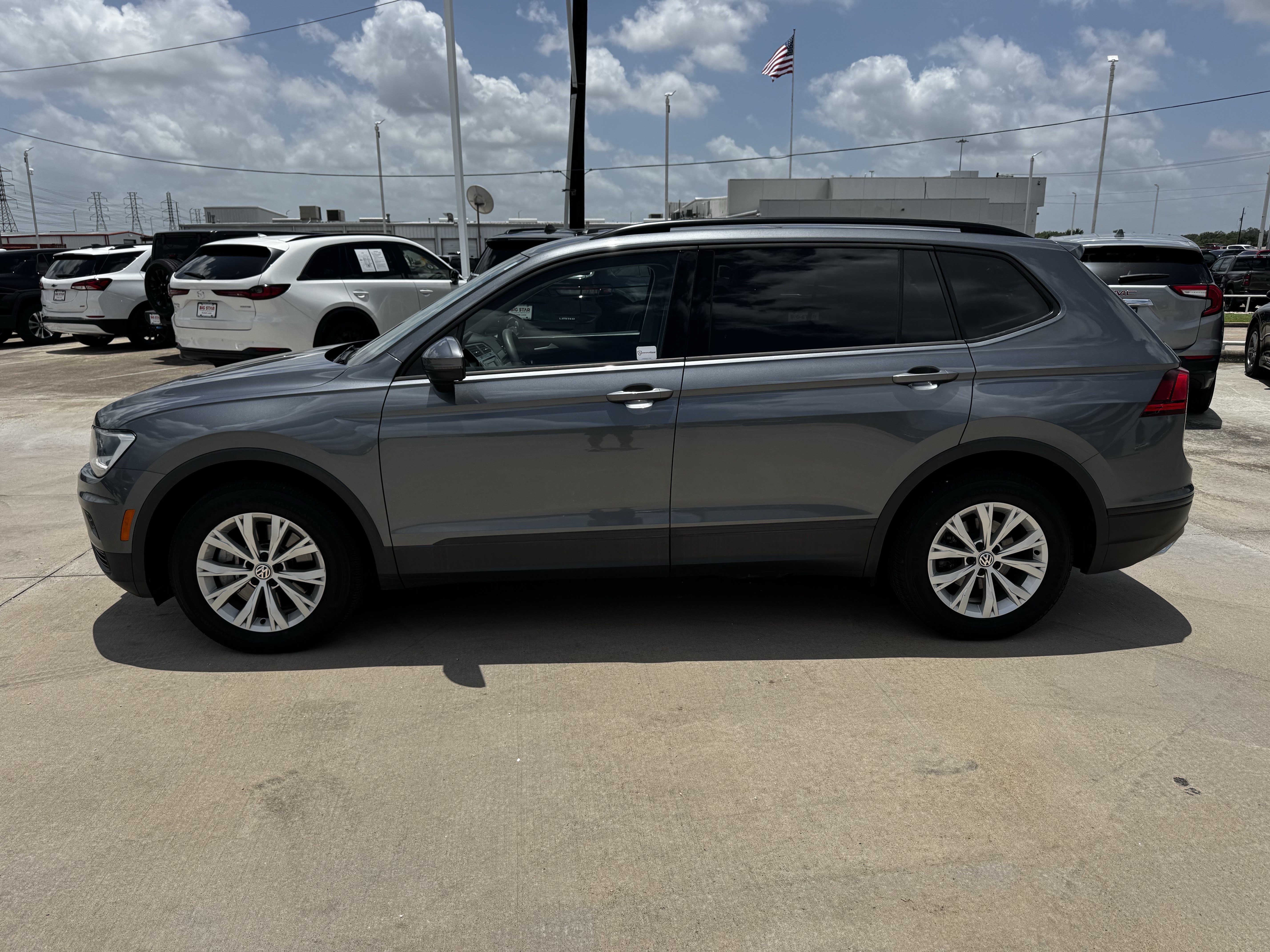 Used 2019 Volkswagen Tiguan S FWD image 7