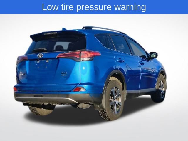 Used 2018 Toyota RAV4 XLE image 8
