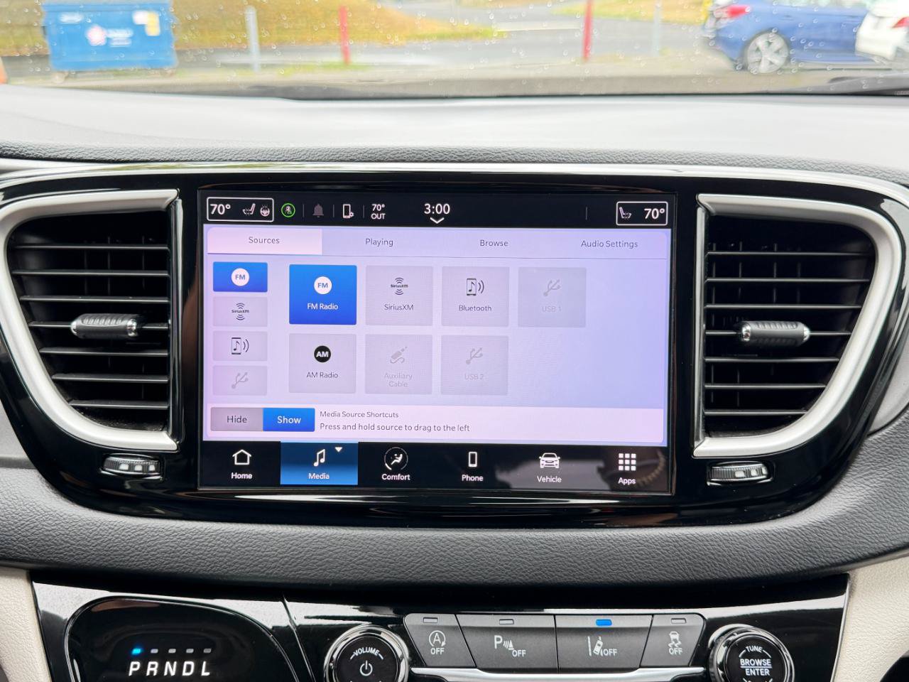 Used 2023 Chrysler Pacifica Touring-L FWD image 64