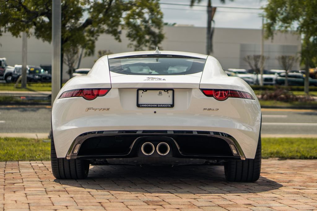 Used 2020 Jaguar F-TYPE R-Dynamic image 4