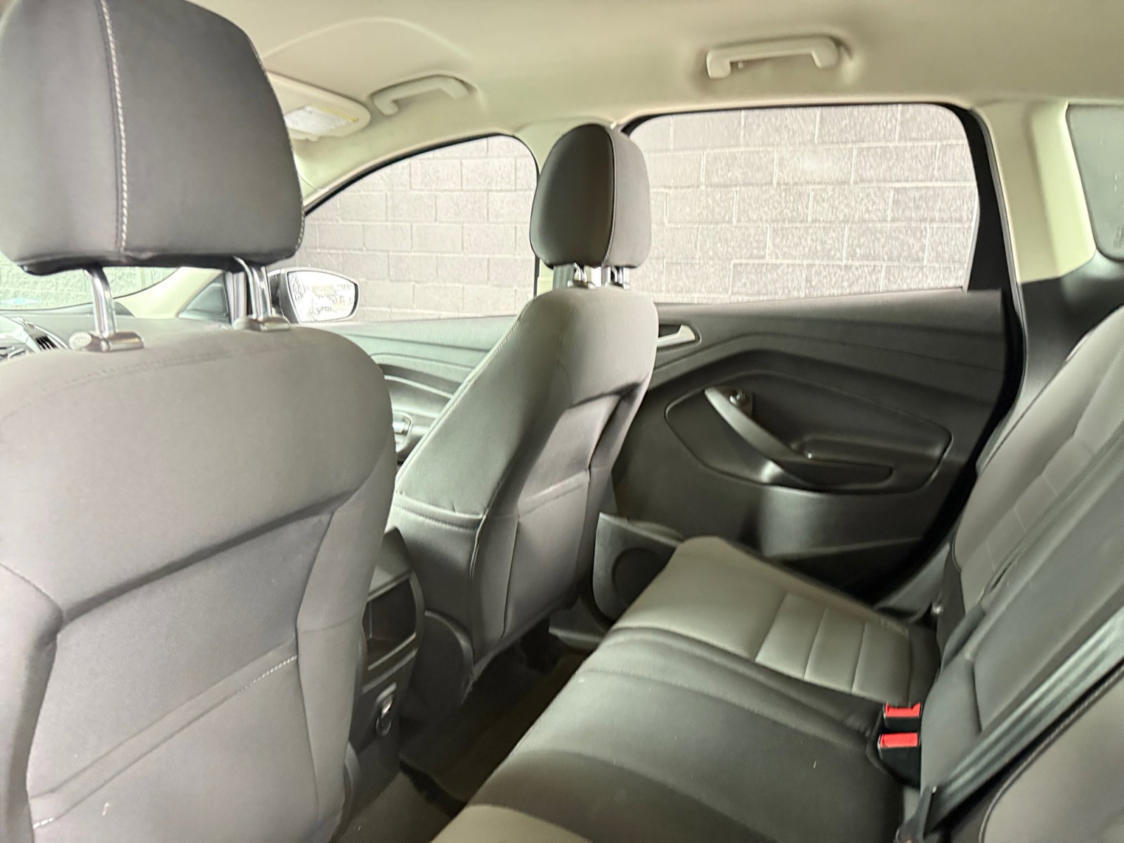 Used 2016 Ford Escape SE image 14