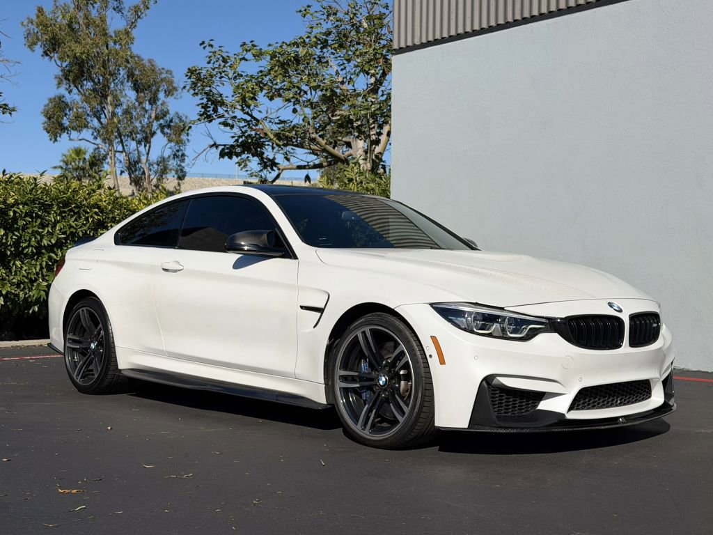 Used 2018 BMW M4 Coupe image 2