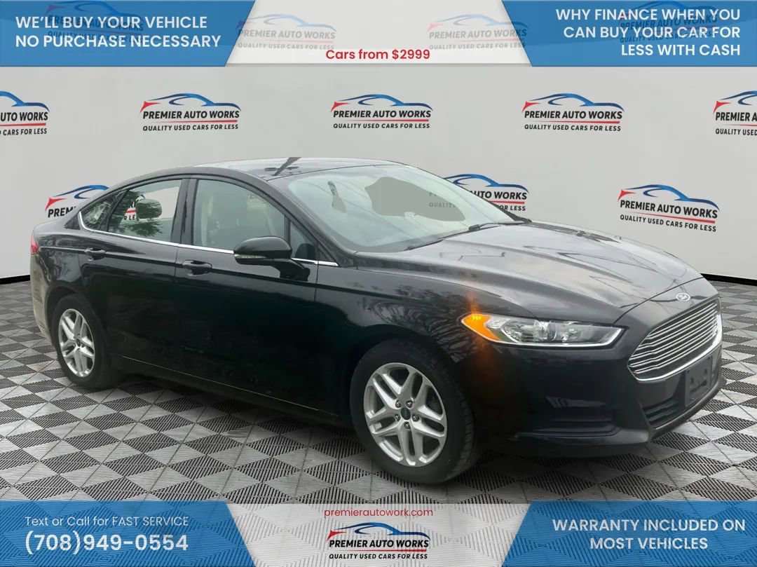 Used 2016 Ford Fusion SE image 3