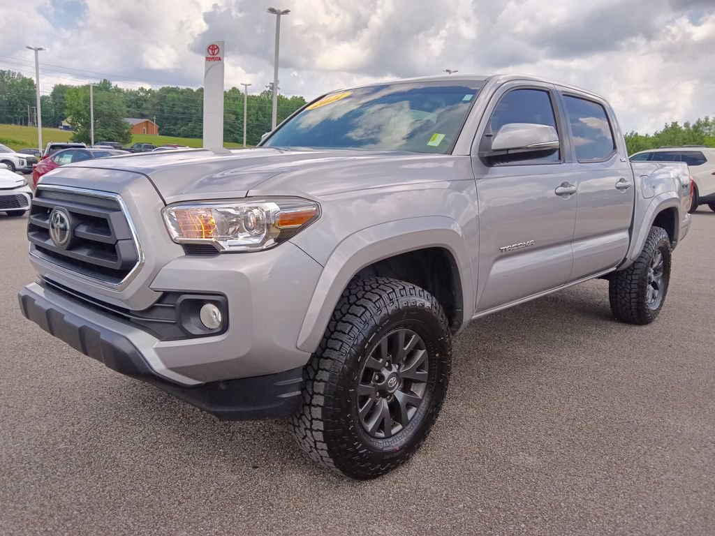 Used 2021 Toyota Tacoma SR5 w/ Technology Package AWD/4WD image 7