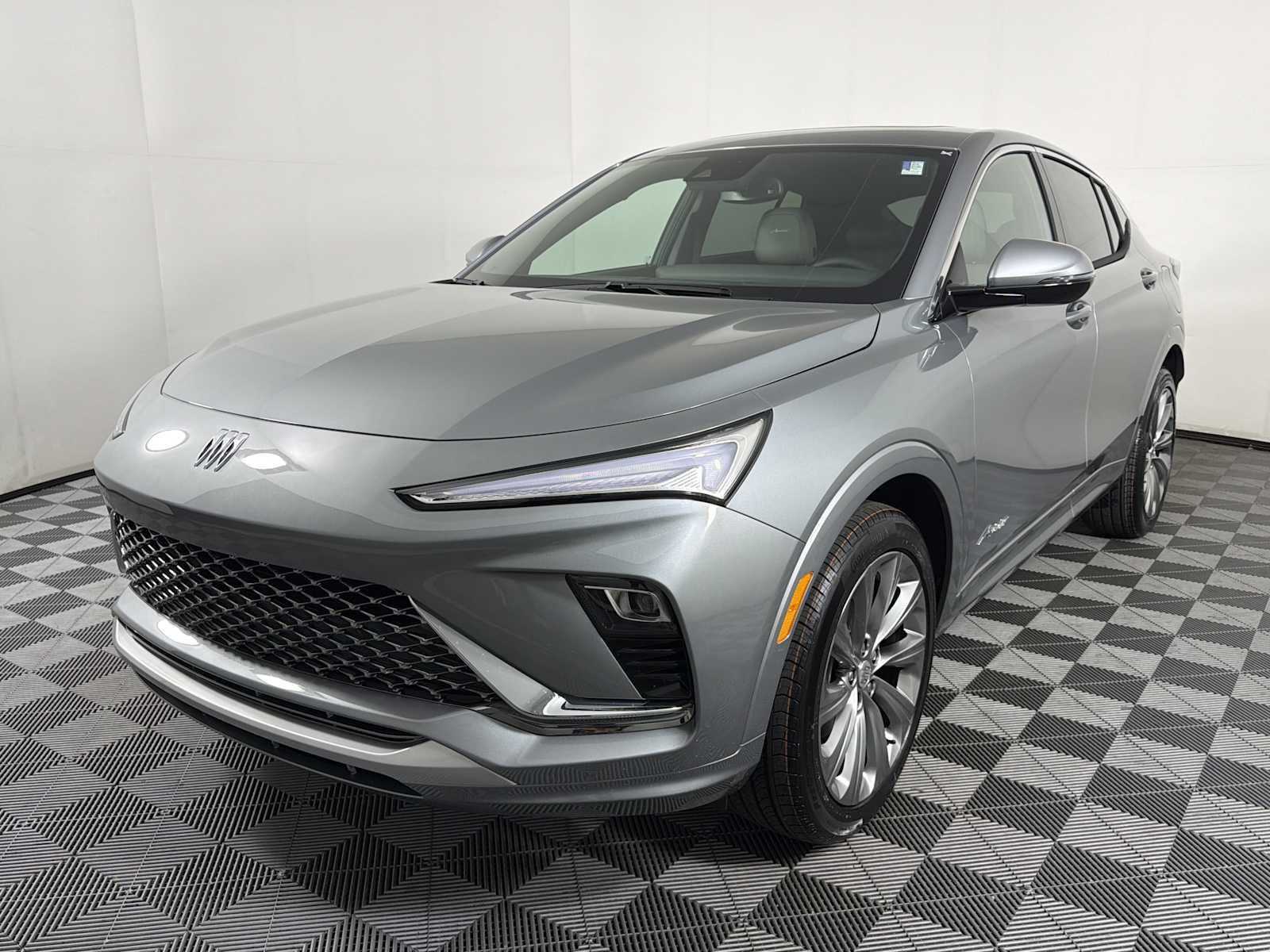 New 2026 Buick Envista Avenir image 3