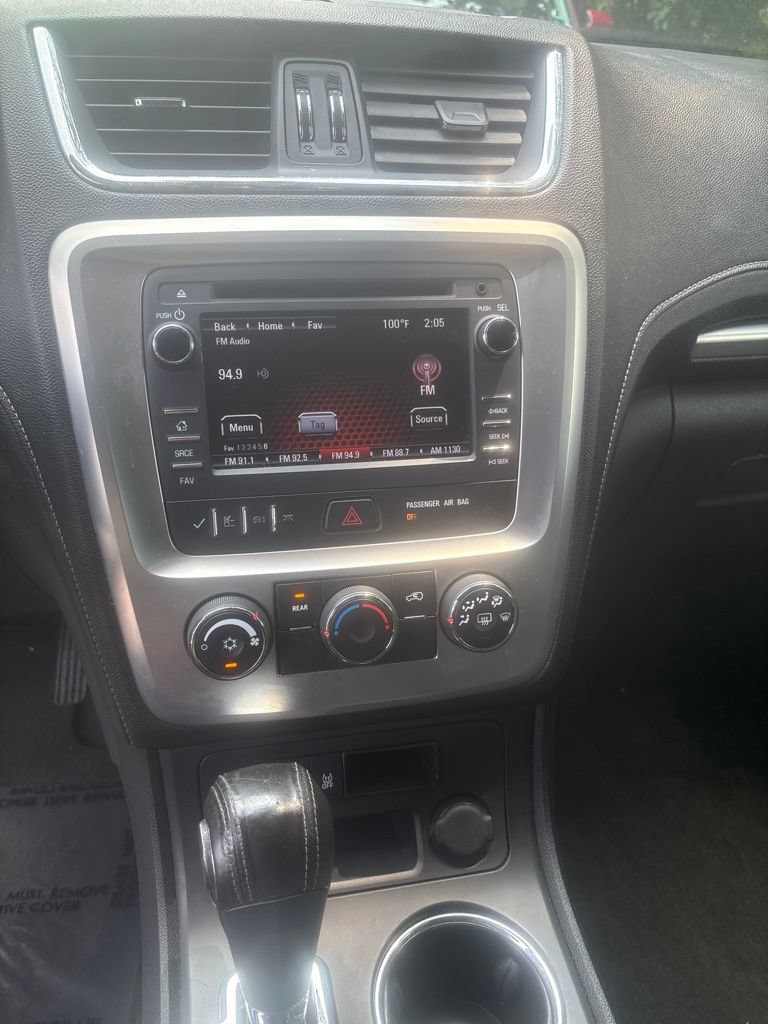 Used 2013 GMC Acadia SLE FWD image 17