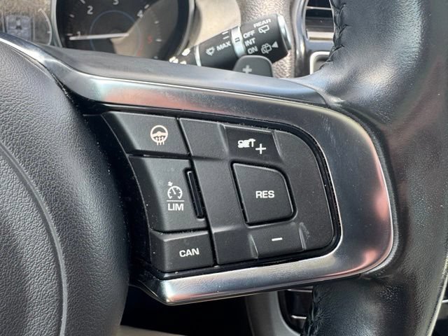 Used 2018 Jaguar F-PACE Prestige AWD/4WD image 26