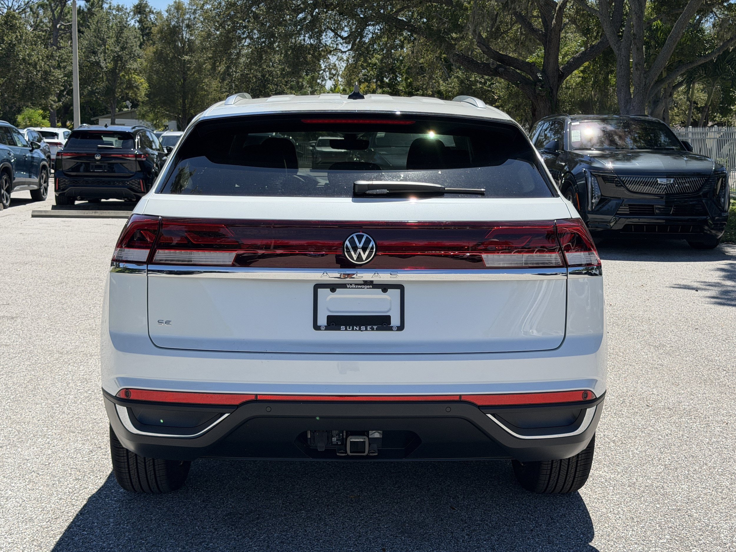 New 2026 Volkswagen Atlas Cross Sport SE FWD image 6