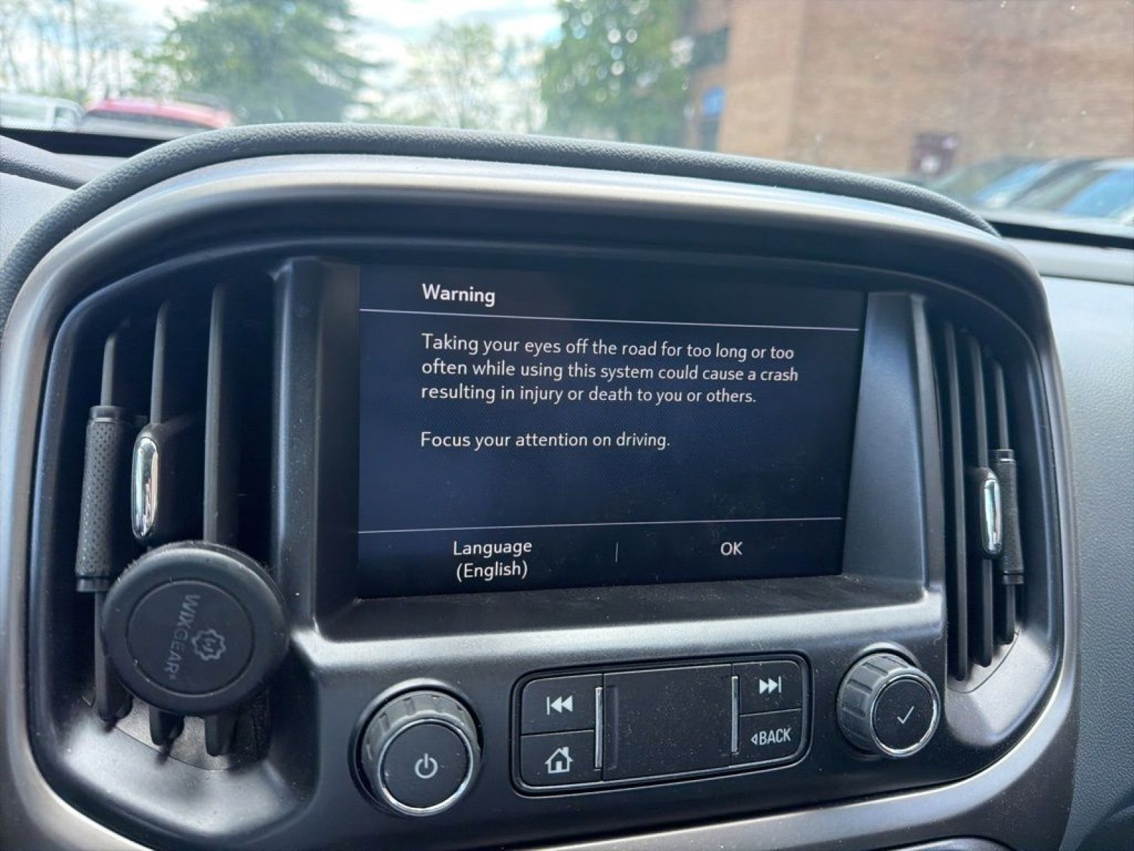 Used 2022 Chevrolet Colorado Z71 image 14