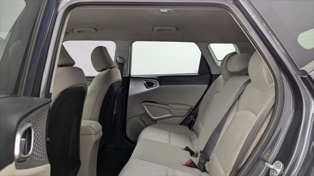 Used 2020 Kia Soul LX image 17