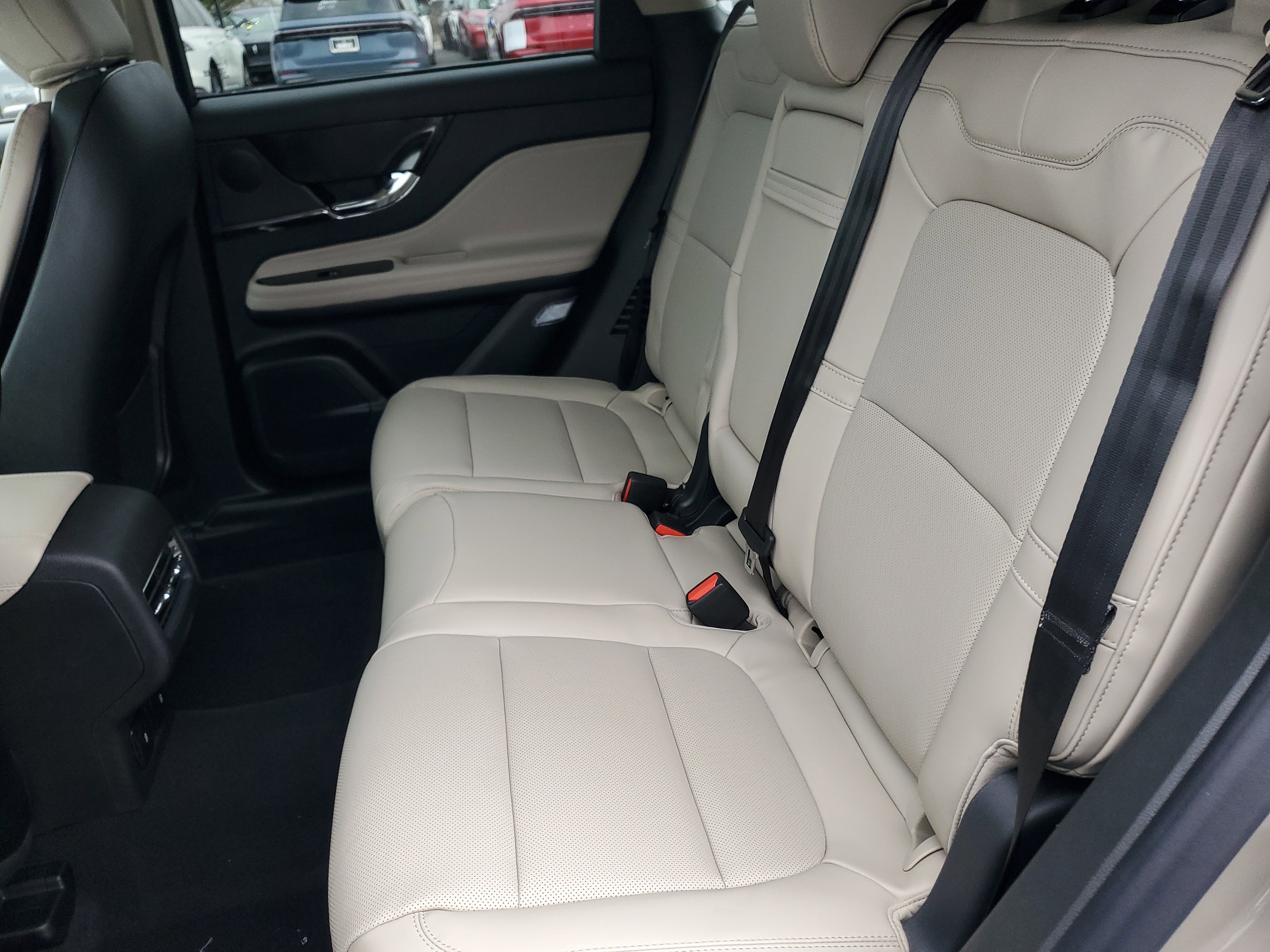 New 2026 Lincoln Corsair Premiere AWD/4WD image 28