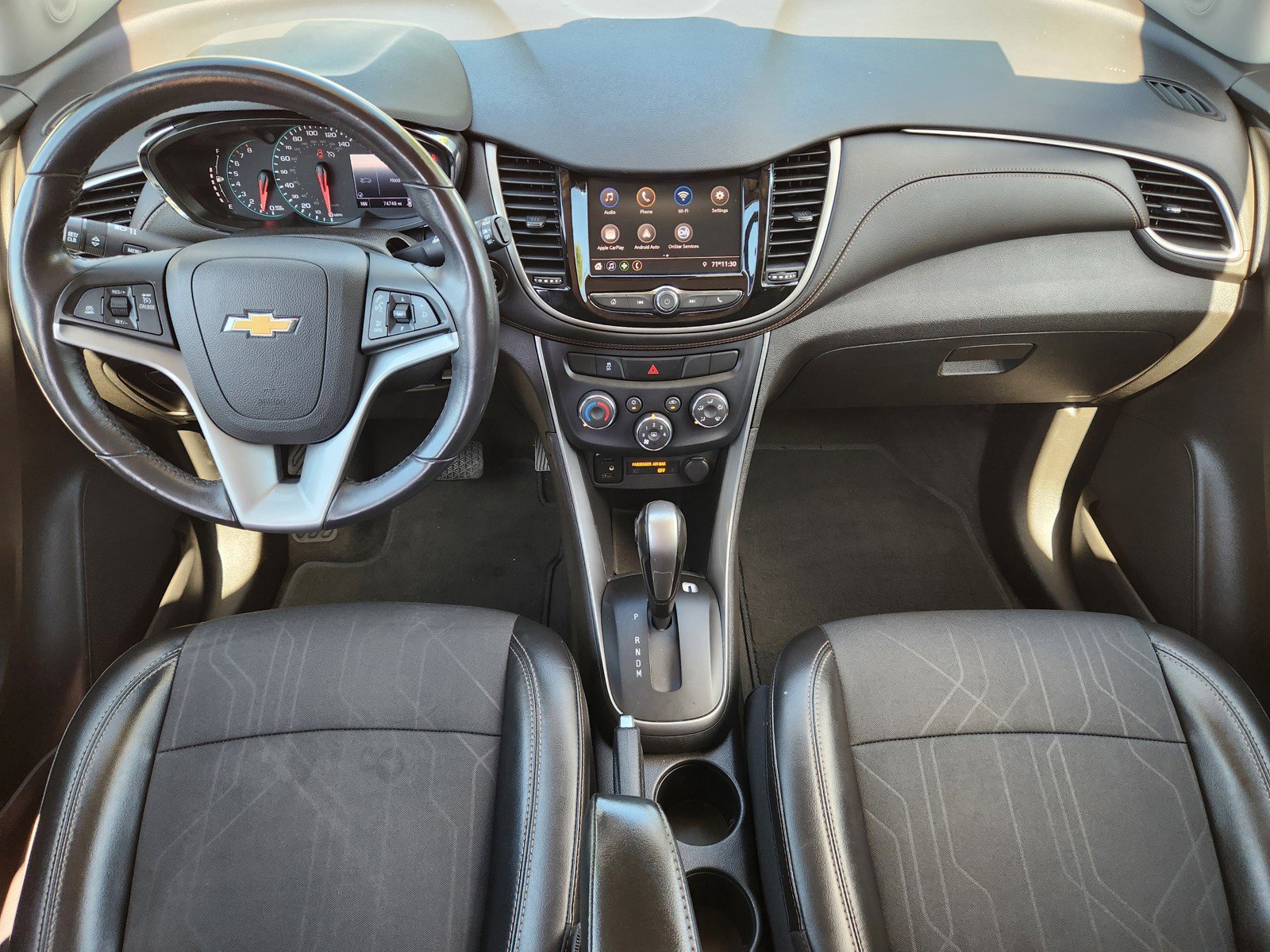 Used 2020 Chevrolet Trax LT w/ LT Convenience Package FWD image 8